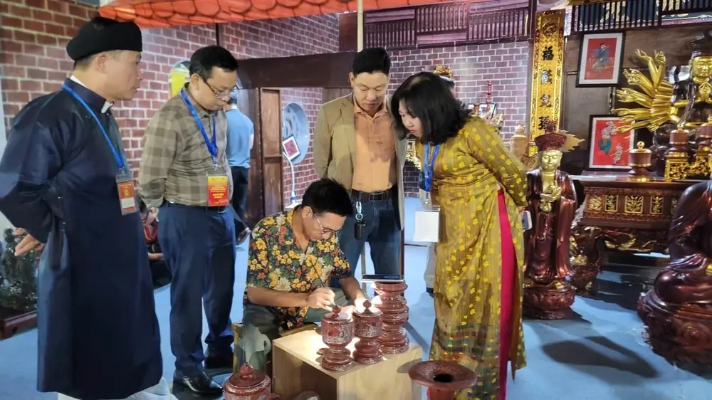 Khai mạc Festival bảo tồn và phát triển Làng nghề quốc tế